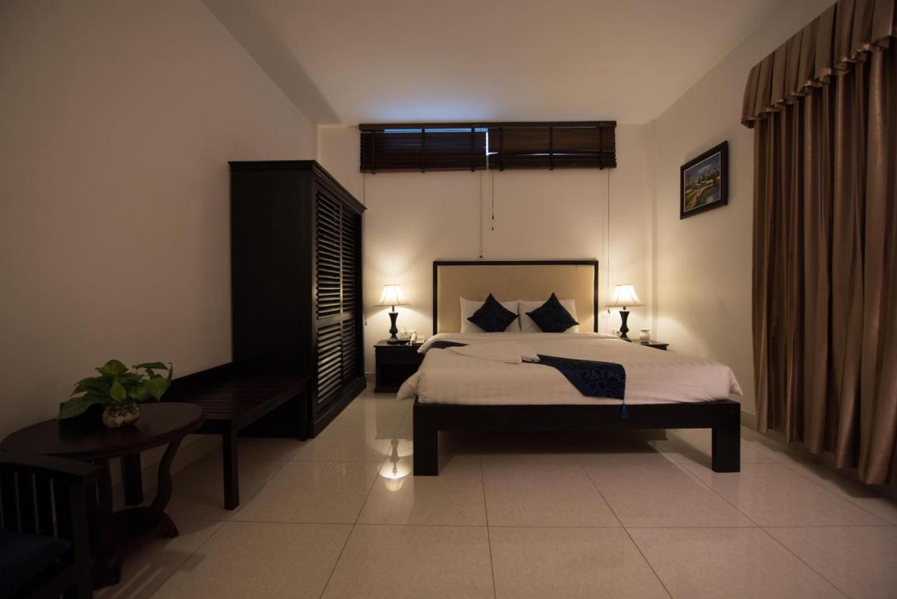 Homesyn Hotel Phnom Penh Bagian luar foto