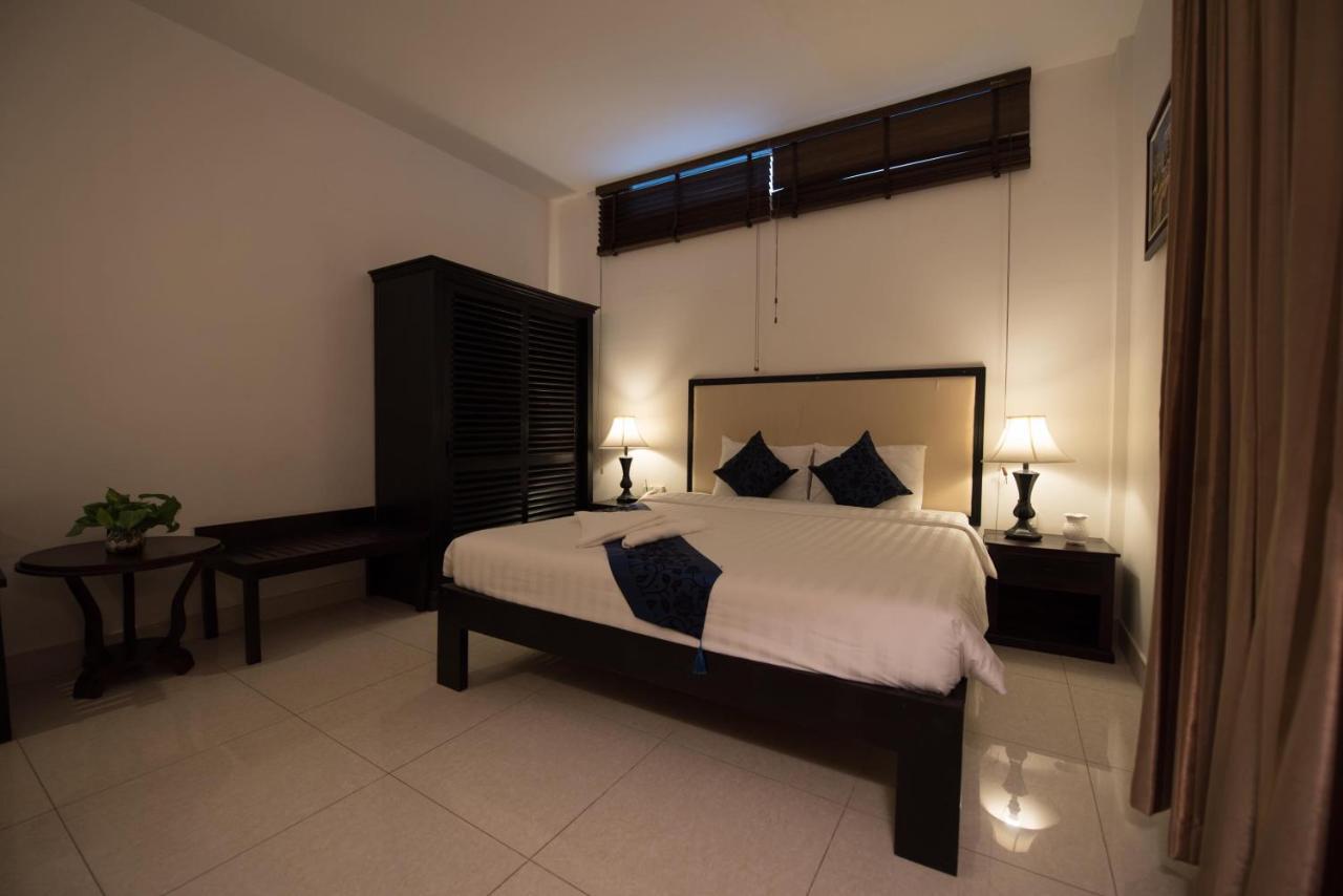 Homesyn Hotel Phnom Penh Bagian luar foto