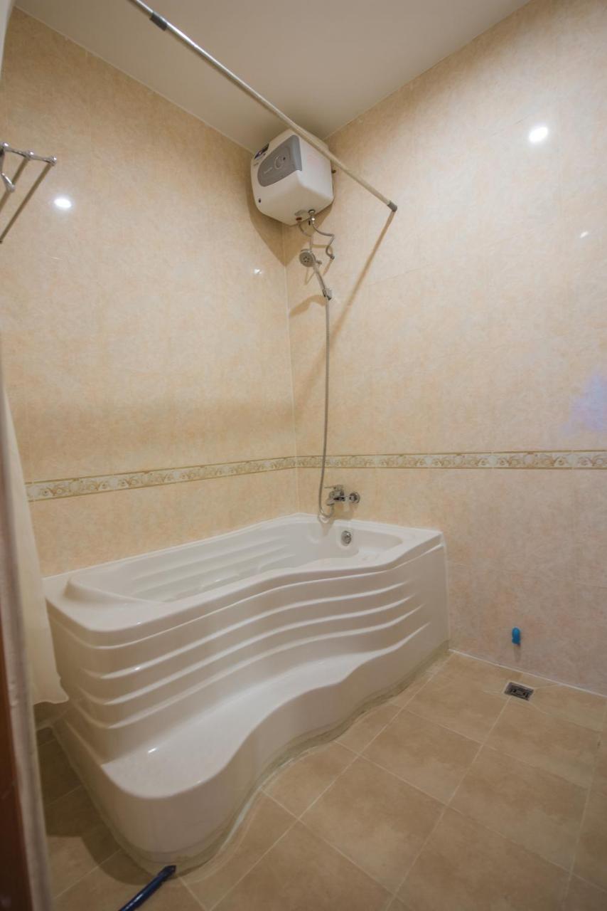 Homesyn Hotel Phnom Penh Bagian luar foto