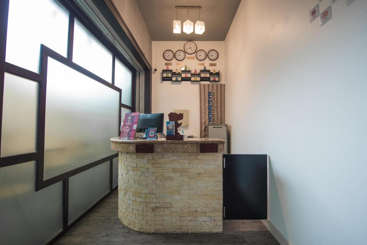 Homesyn Hotel Phnom Penh Bagian luar foto